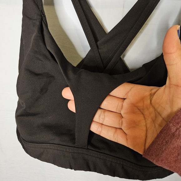 G163. Lululemon Stash It All Bra in Black - Size 12 - Picture 7 of 8